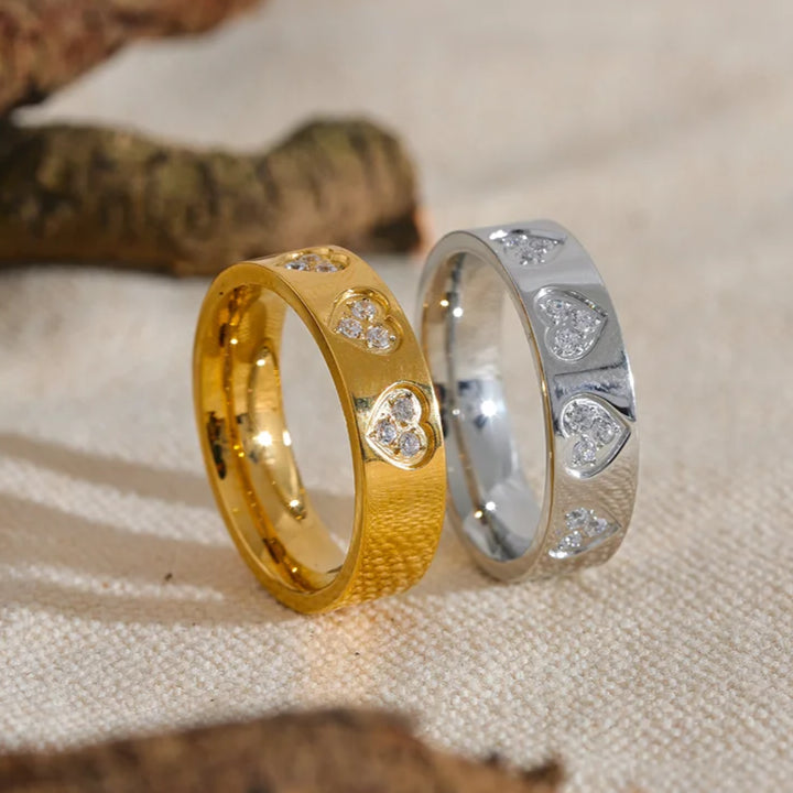 HeartGlow Band Ring