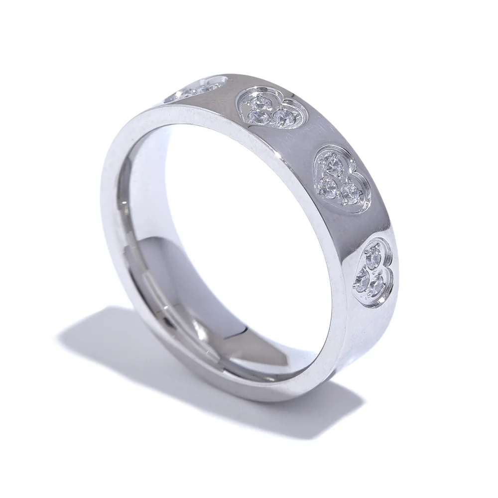 HeartGlow Band Ring