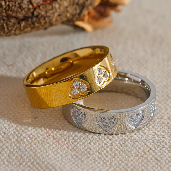 HeartGlow Band Ring